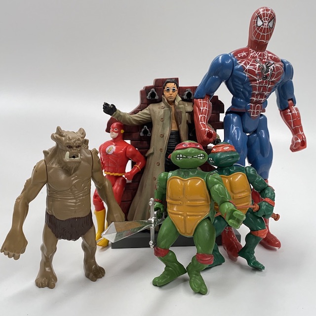 TOY, Plastic Figurine - Assorted Super Heroes & Villains